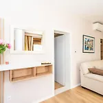 Simple Apartment