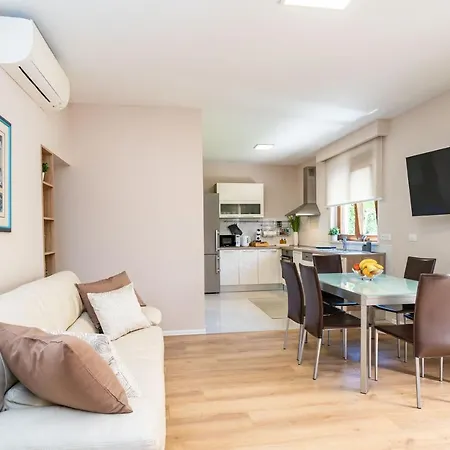 Apartmán Simple Rozat