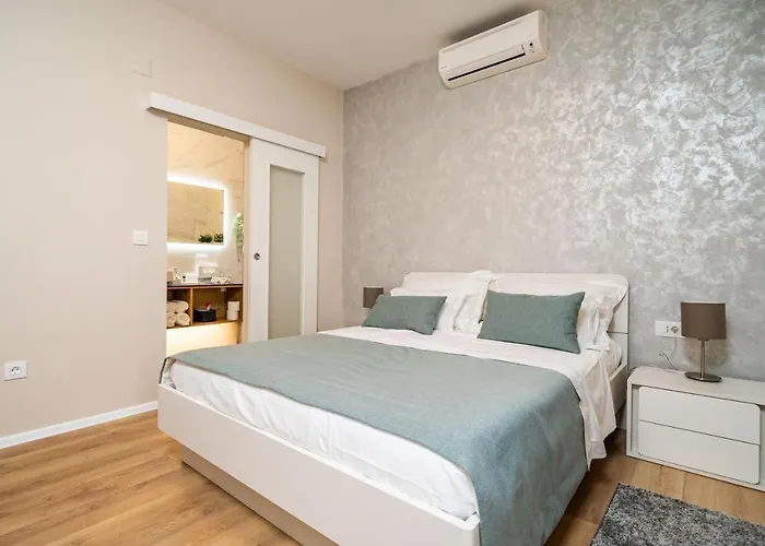 דירה Simple Rozat